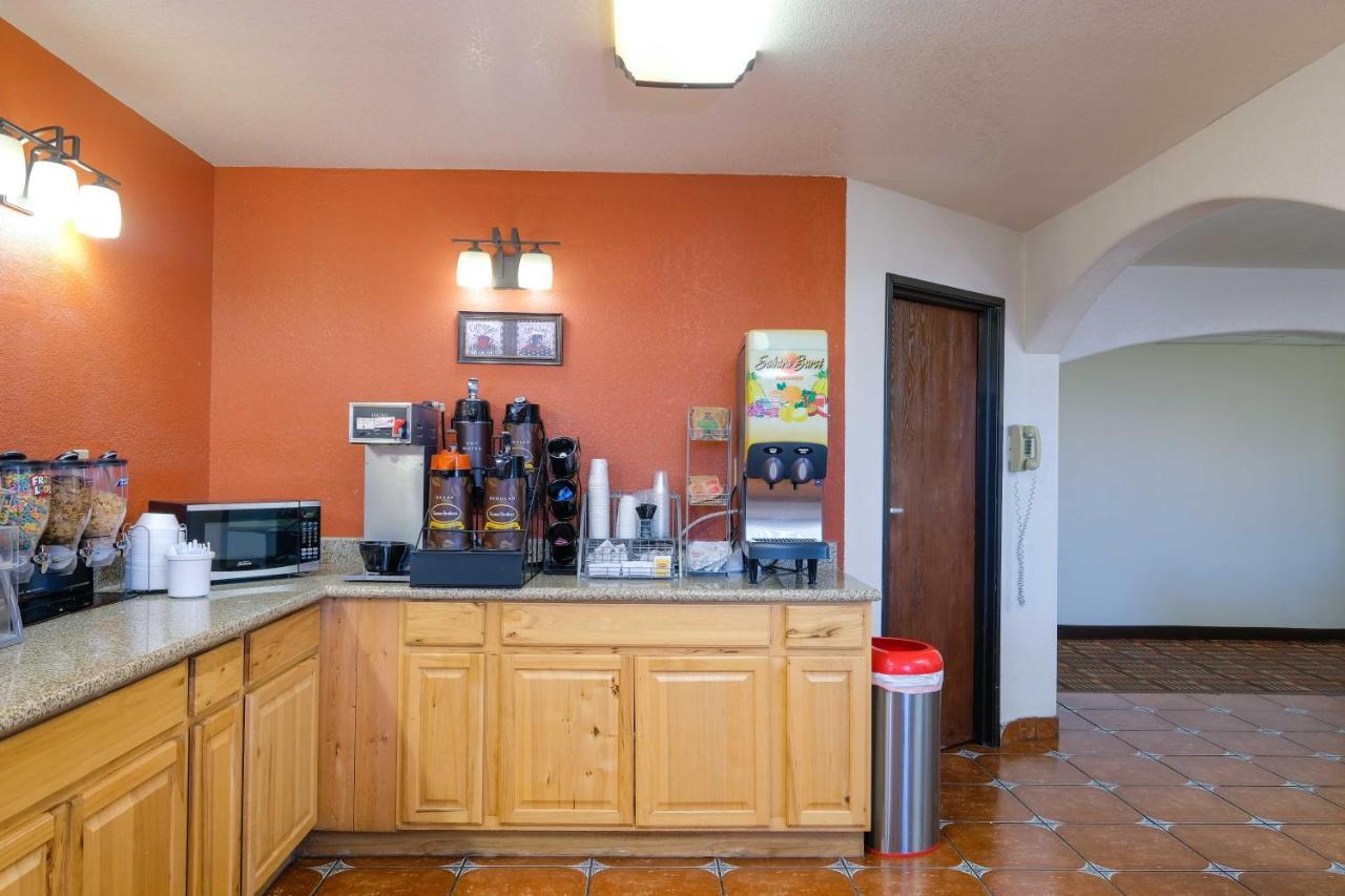 Super 8 By Wyndham Las Cruces/White Sands Area Buitenkant foto